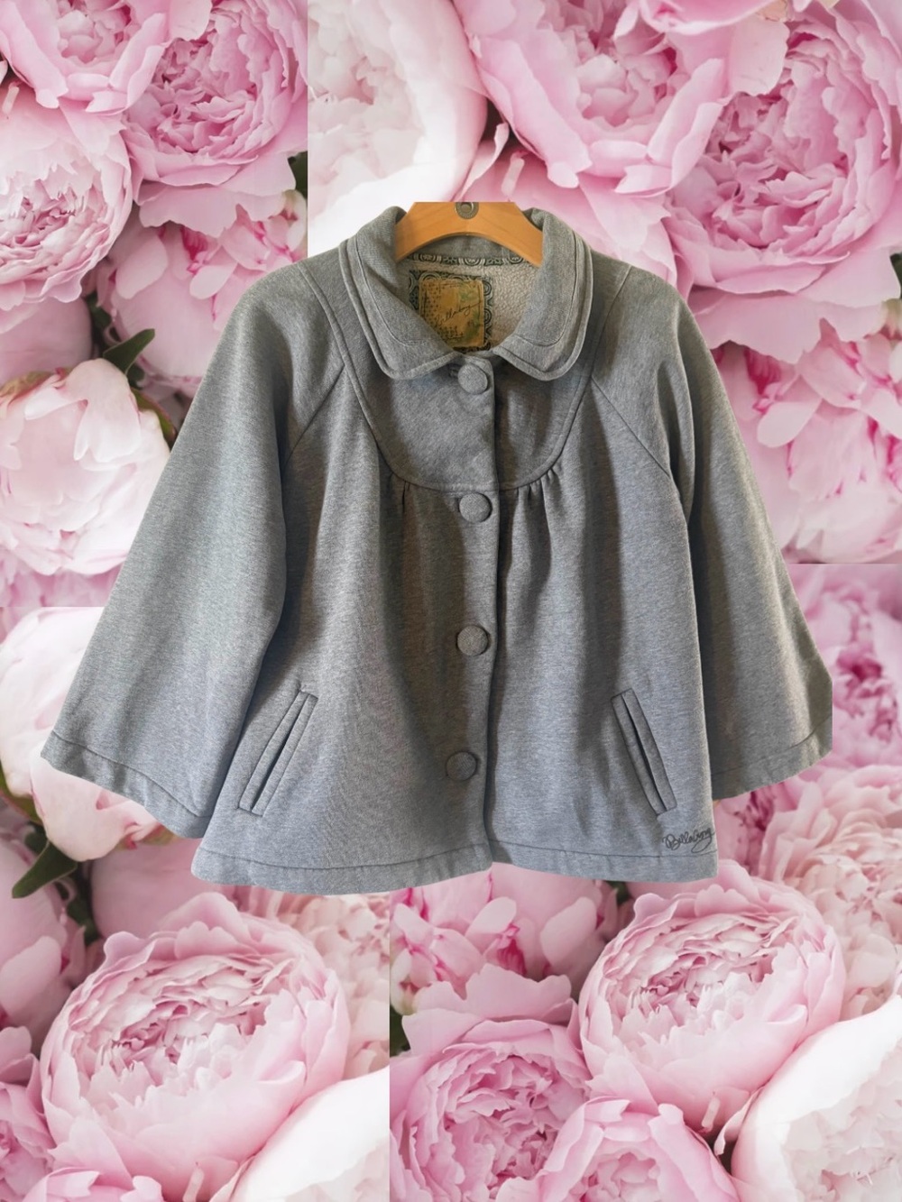 Billabong Grey Jacket Front Buttons Rounded Collar Cotton Pockets Cozy Cute